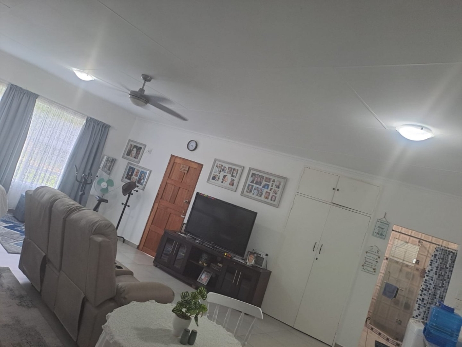 3 Bedroom Property for Sale in Lindequesdrif North West